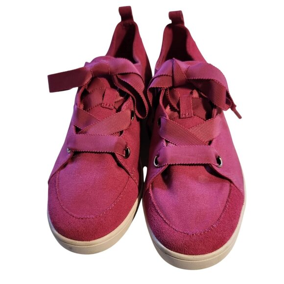 Koolaburra By UGG Red Casual Sneakers Size 4 W/ Ribbon Laces Womens Comfortable - Picture 1 of 4